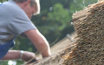 professional Thornwood Common thatchers